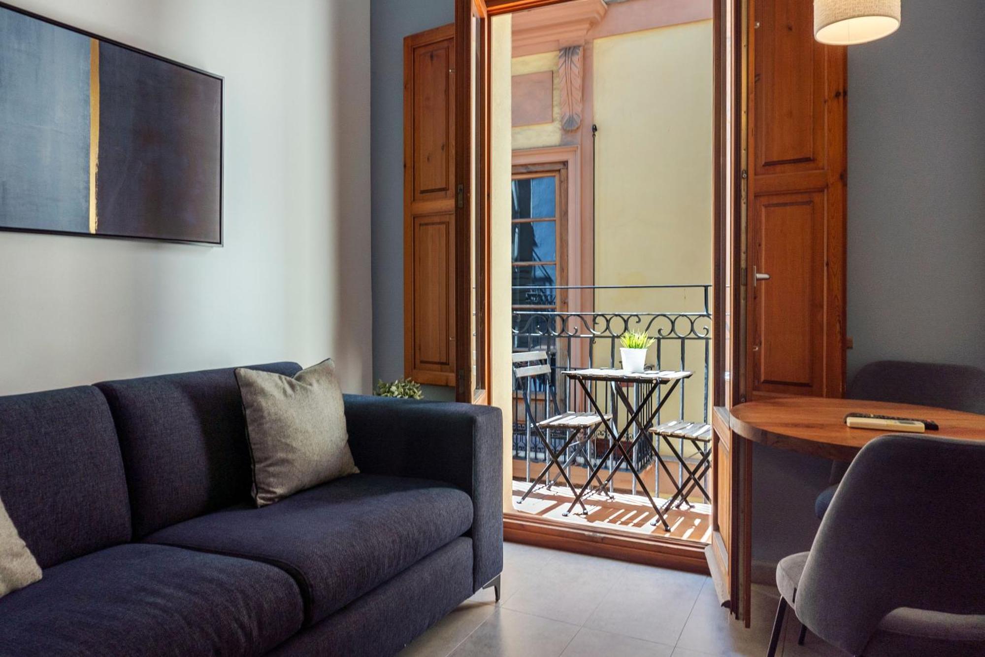 Welcomer Apartments Valensiya Dış mekan fotoğraf