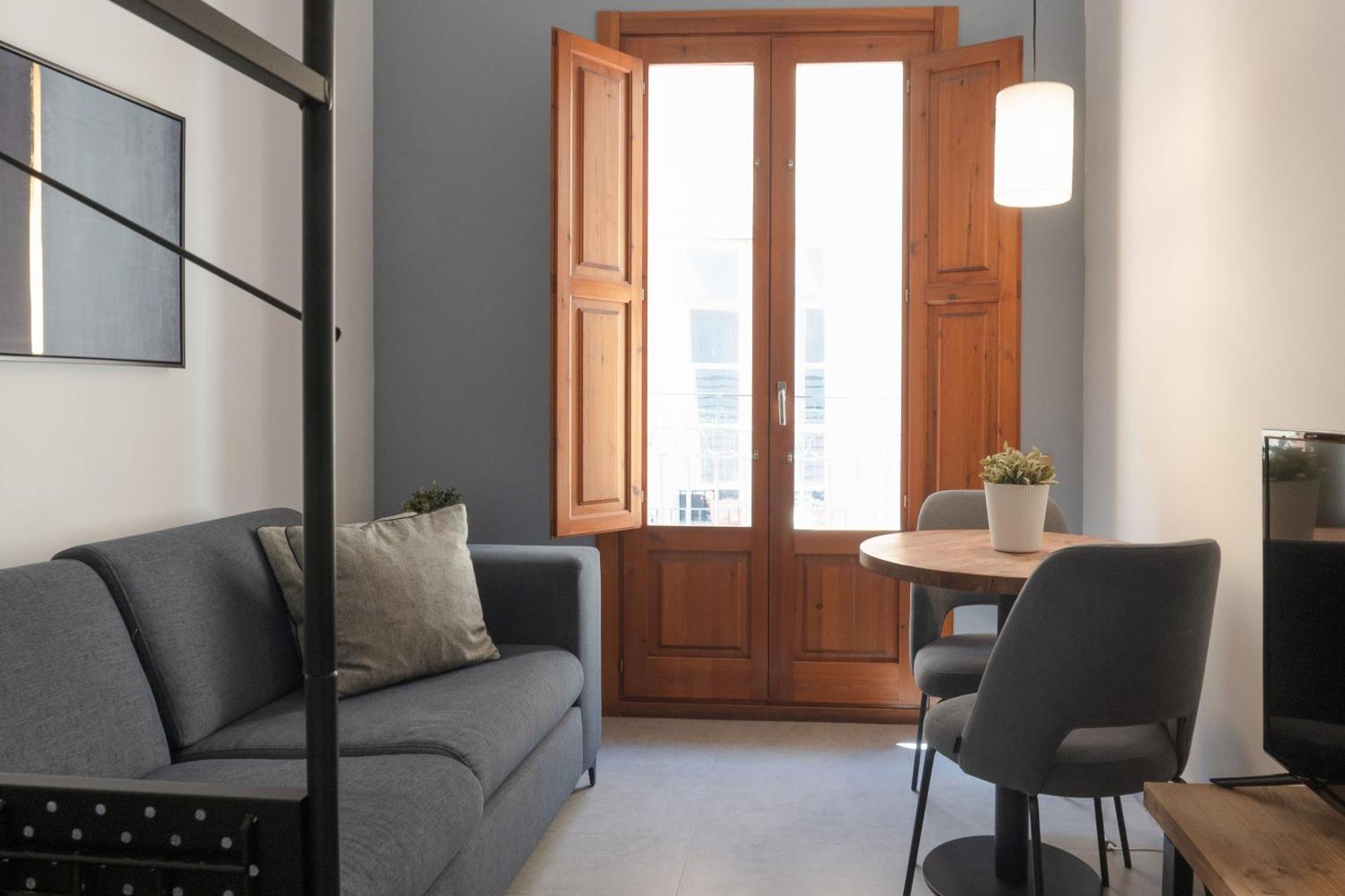 Welcomer Apartments Valensiya Dış mekan fotoğraf